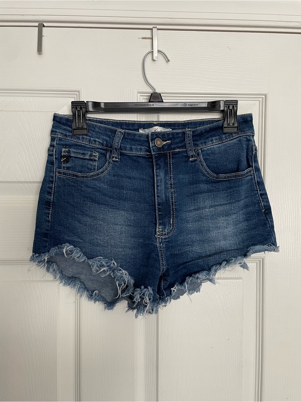 Kancan Size 9/28 High-Rise Dark Blue Frayed Hem Denim Shorts